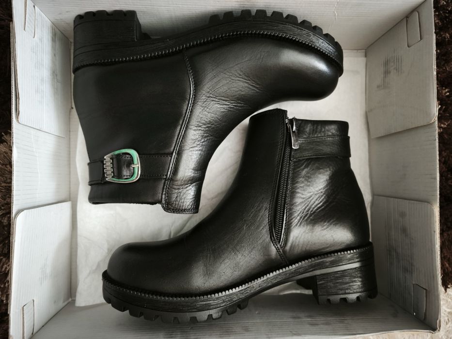 Ghete de damă din piele naturală măsură 37-38