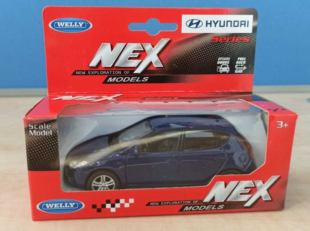 Macheta Hyundai i30 MK1 Facelift albastru - Welly 1/36