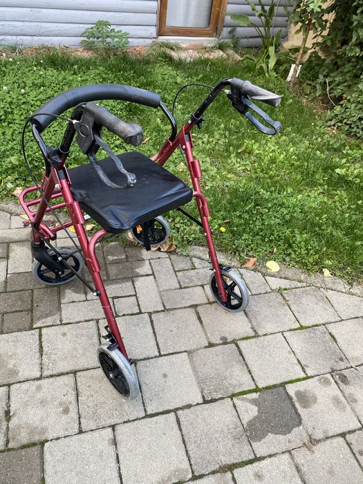 Rolator pliabil/cadru batrani