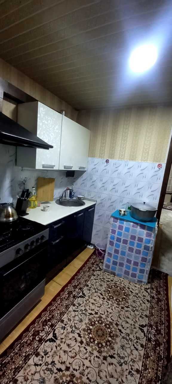 id13\ 26-кв-л. 3\3\5. 70м2, 2\6. Кинотеатр Ватан.