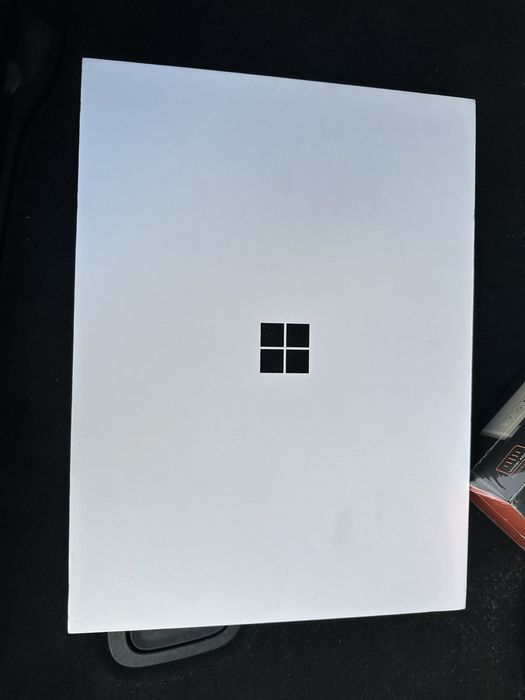 Nou! Sigilat! Laptop Microsoft Suface 7th 15” 512gb
