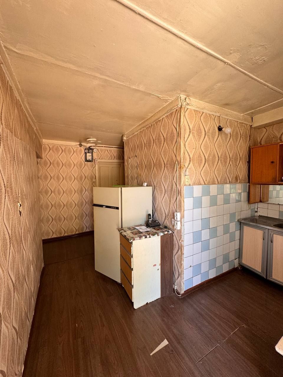 2х. Ком квартиру Сергели Спутнике 6.  1/2 в деревянном доме 35.000 у.е