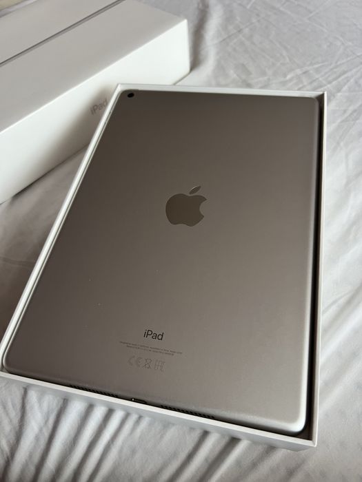 iPad 7, Silver, 128GB