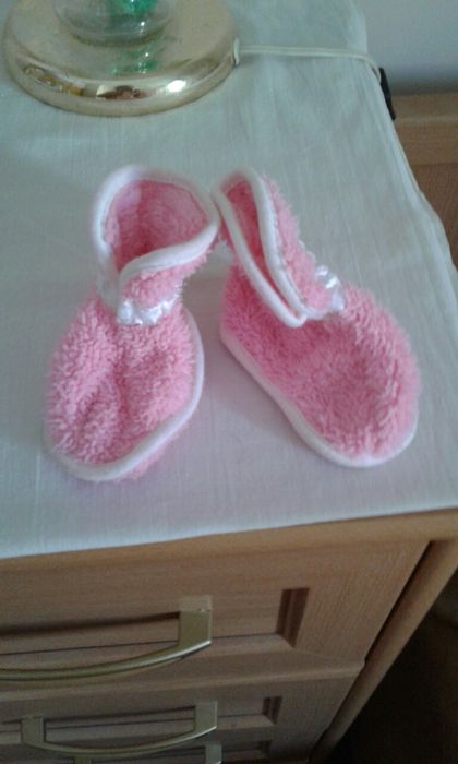 Продам пинетки для малышей новые 500 тенге