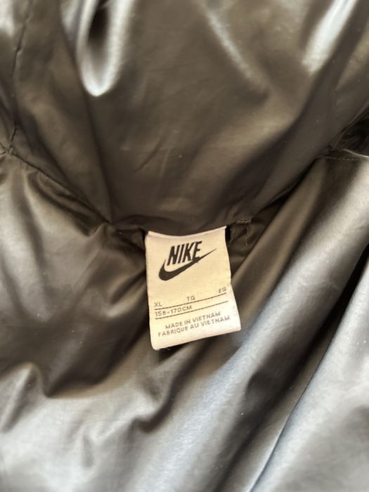 Nike детско яке XL 158-170