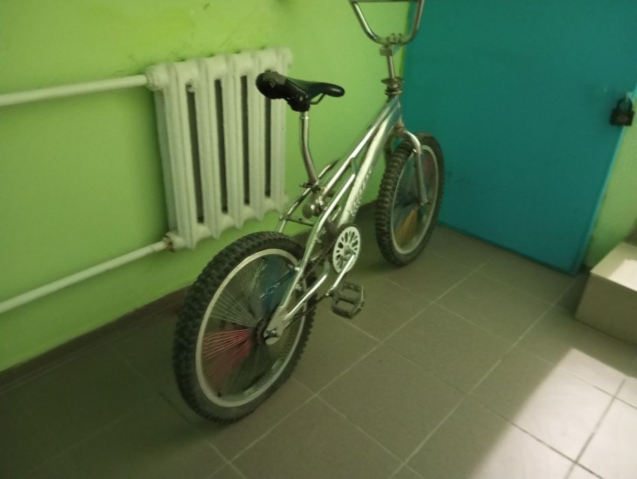 BMX  Велик для трюк