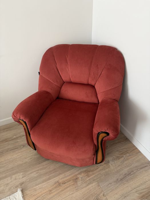 Продам кресло для гостиной