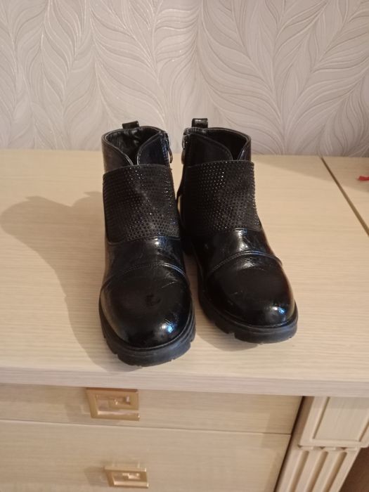 Ботинки осенние.