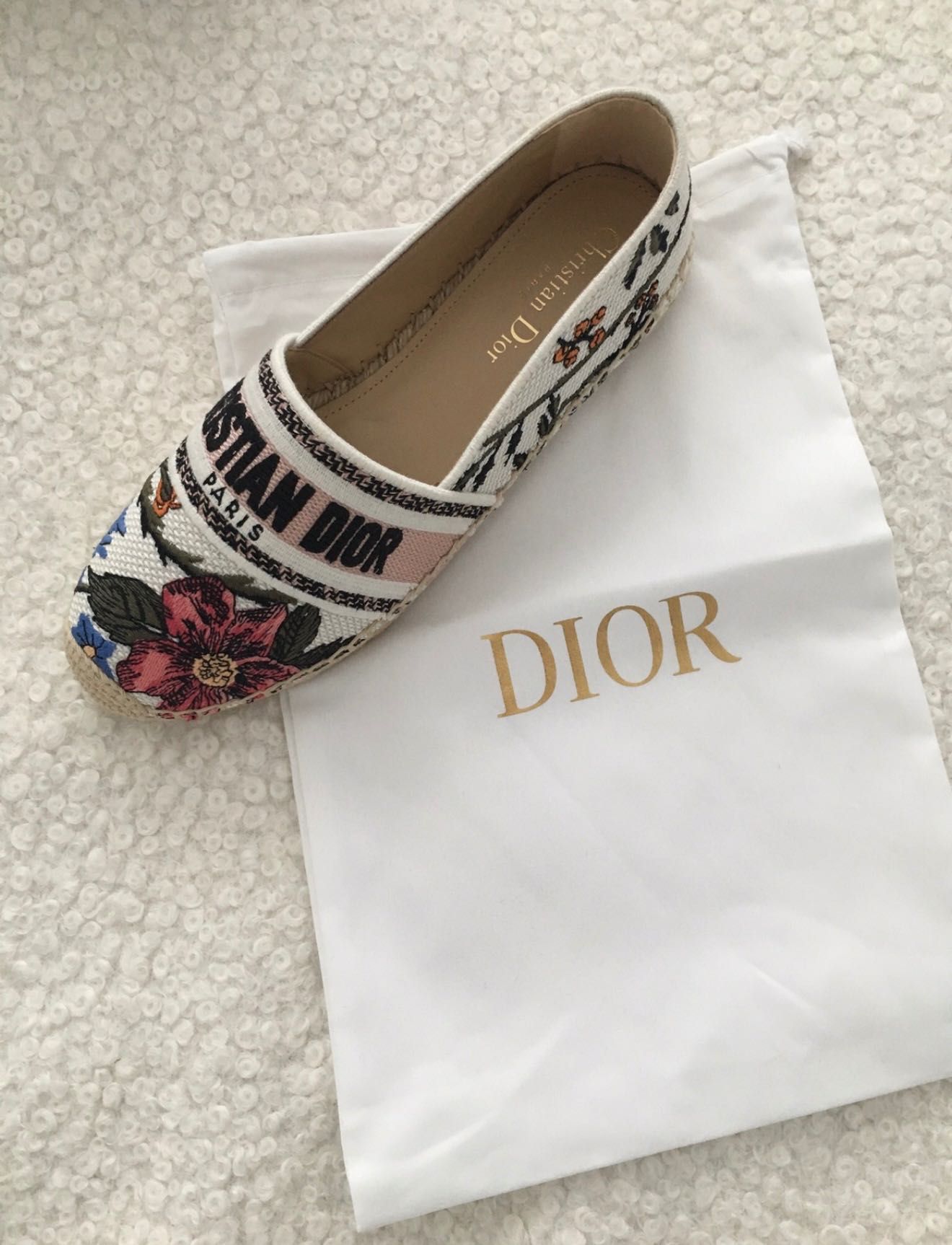 Нови еспадрили Dior
