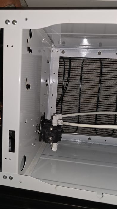 Dozator apa Cumpana+4 bidoane, stare impecabila