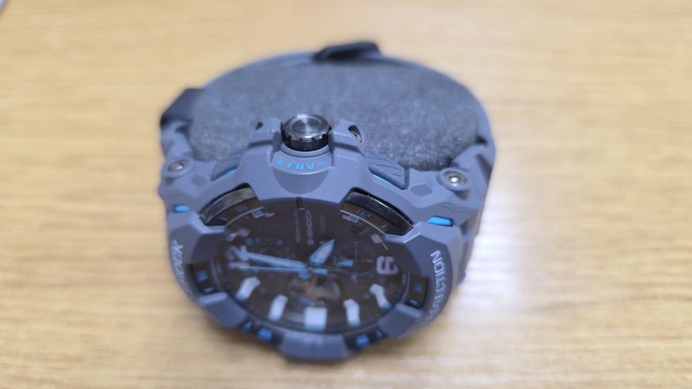 Часовник Casio G Shock GravityMaster