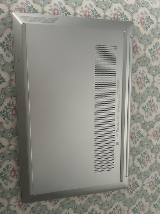 Leptop hp pavilion -15