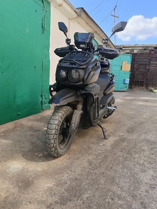 Продам скутер танк 150 (48) с номерами
