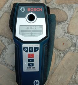 Bosch GMS 120 детектор за метал и кабели