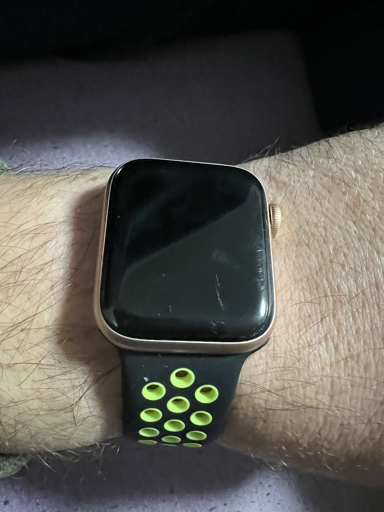 Apple watch se 40mm в гаранция