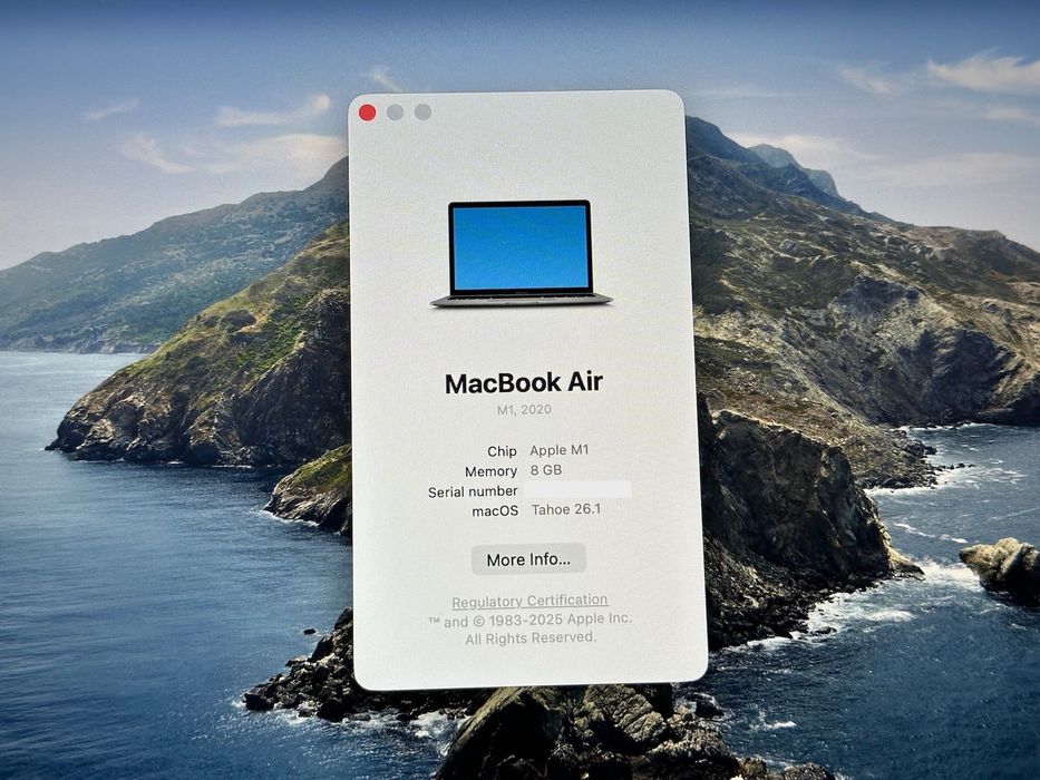 MacBook Air M1 13.3" *** Като Нов *** 256GB SSD 8GB RAM Space Grey