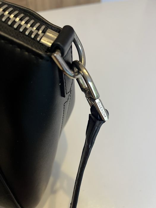 Дамска маркова чанта