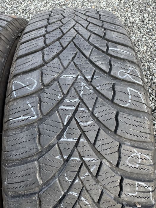 Set 2 anvelope 185 65 r15 bridgestone de iarna