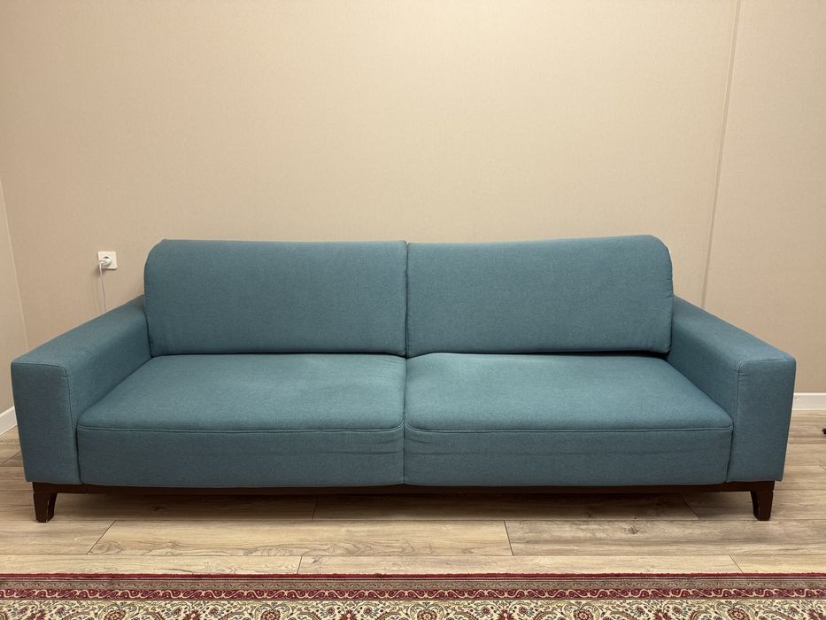 Продам диван в хорошем состояний