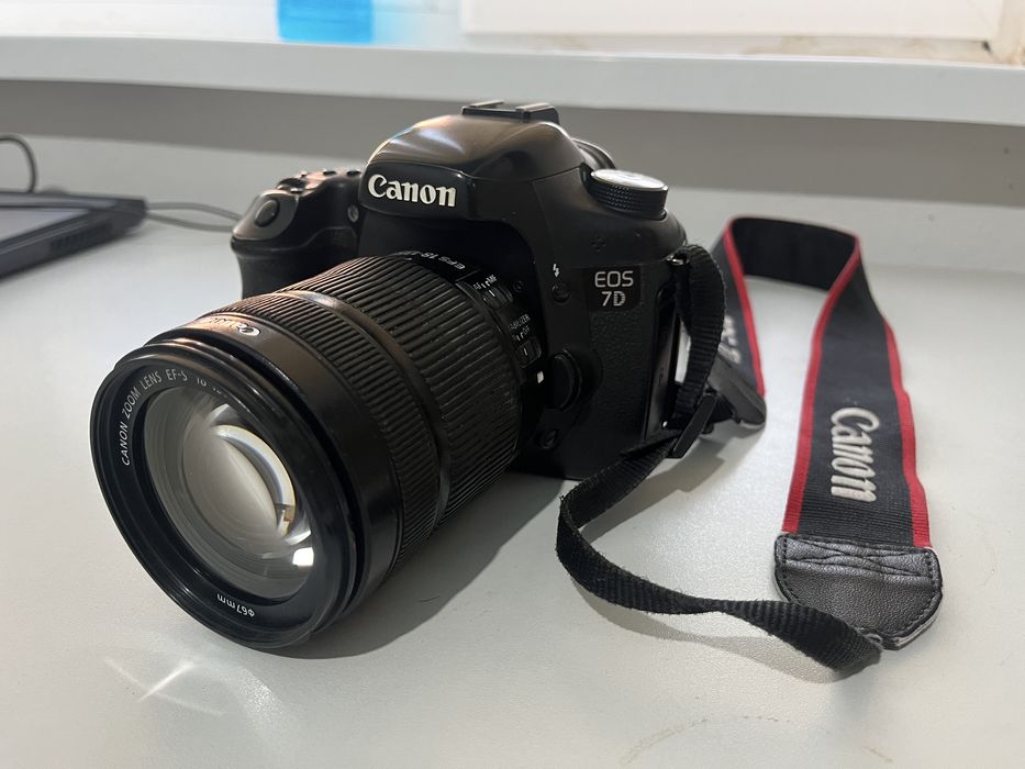 Фотоаппарат Canon 7D