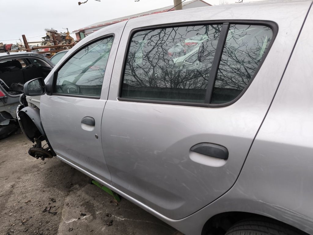 Врати за Dacia Sandero II