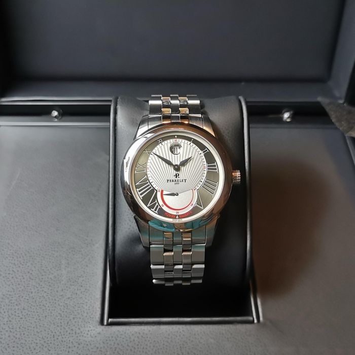 Часовник Perrelet  power reserve A1004