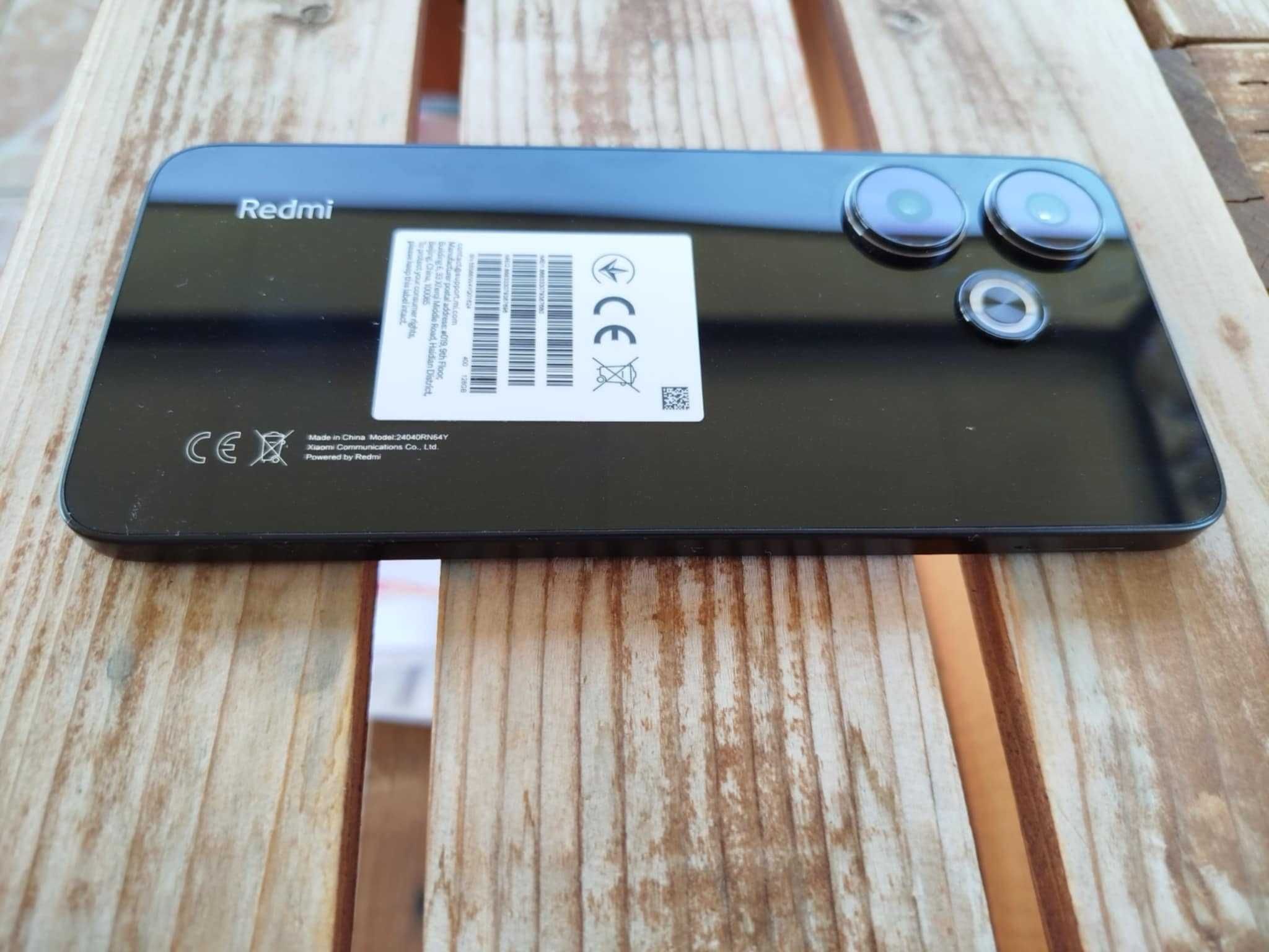 Телефон Xiaomi Redmi 13