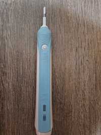 Periuta de dinti electrica oral b