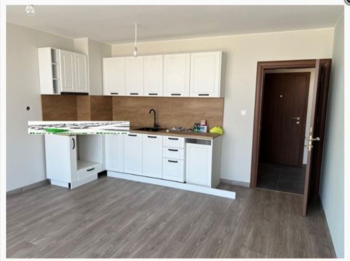 Продавам  двустаен  в  Тракия