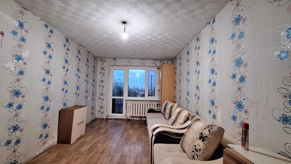 1 комнатная квартира в 15 мкр Майкудука 4 этаж))