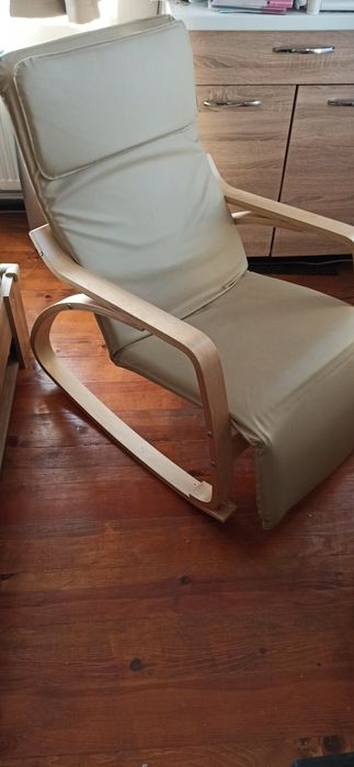 Люлеещ се стол / стол за кърмене