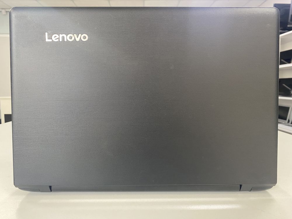 Lenovo IdeaPad 110 - 15.6 HD/Core i3-6100U/4GB/SSD 128GB/Intel HD