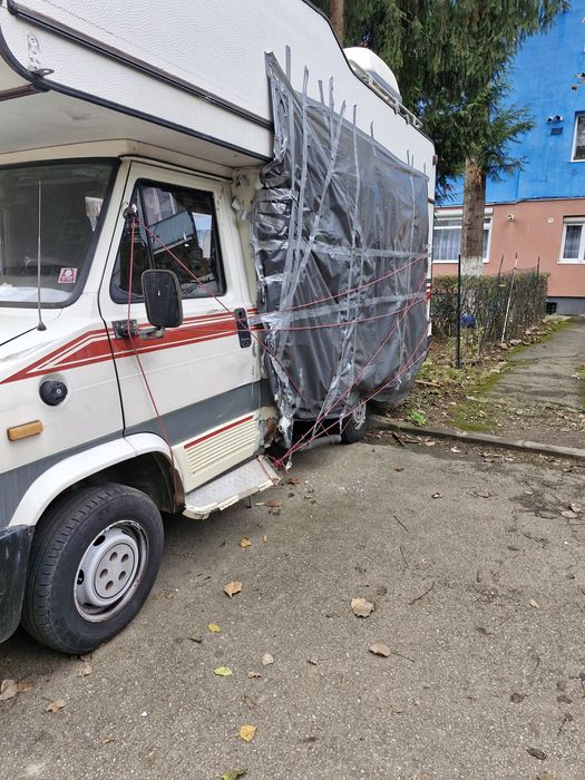 Autorulota avariata,motor functional,ideala pentru proiect sau piese