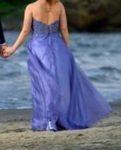 Ефирна бална рокля, цвят лавандула