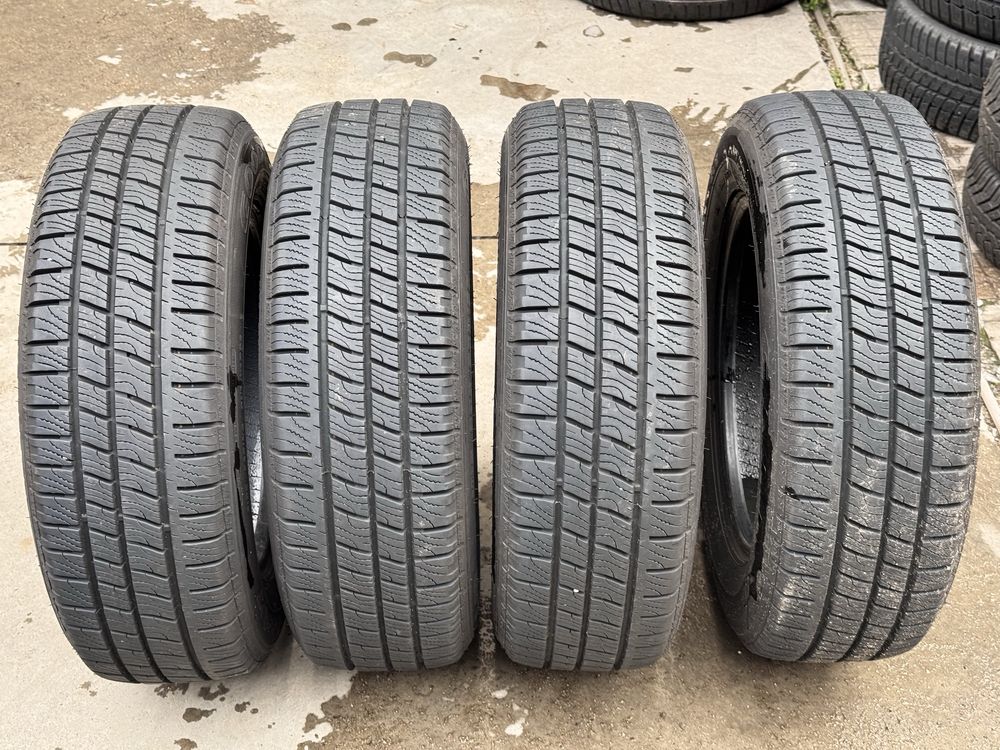 205/65R16C Goodiyear CargoVector 4бр зимни dot1820 8мм