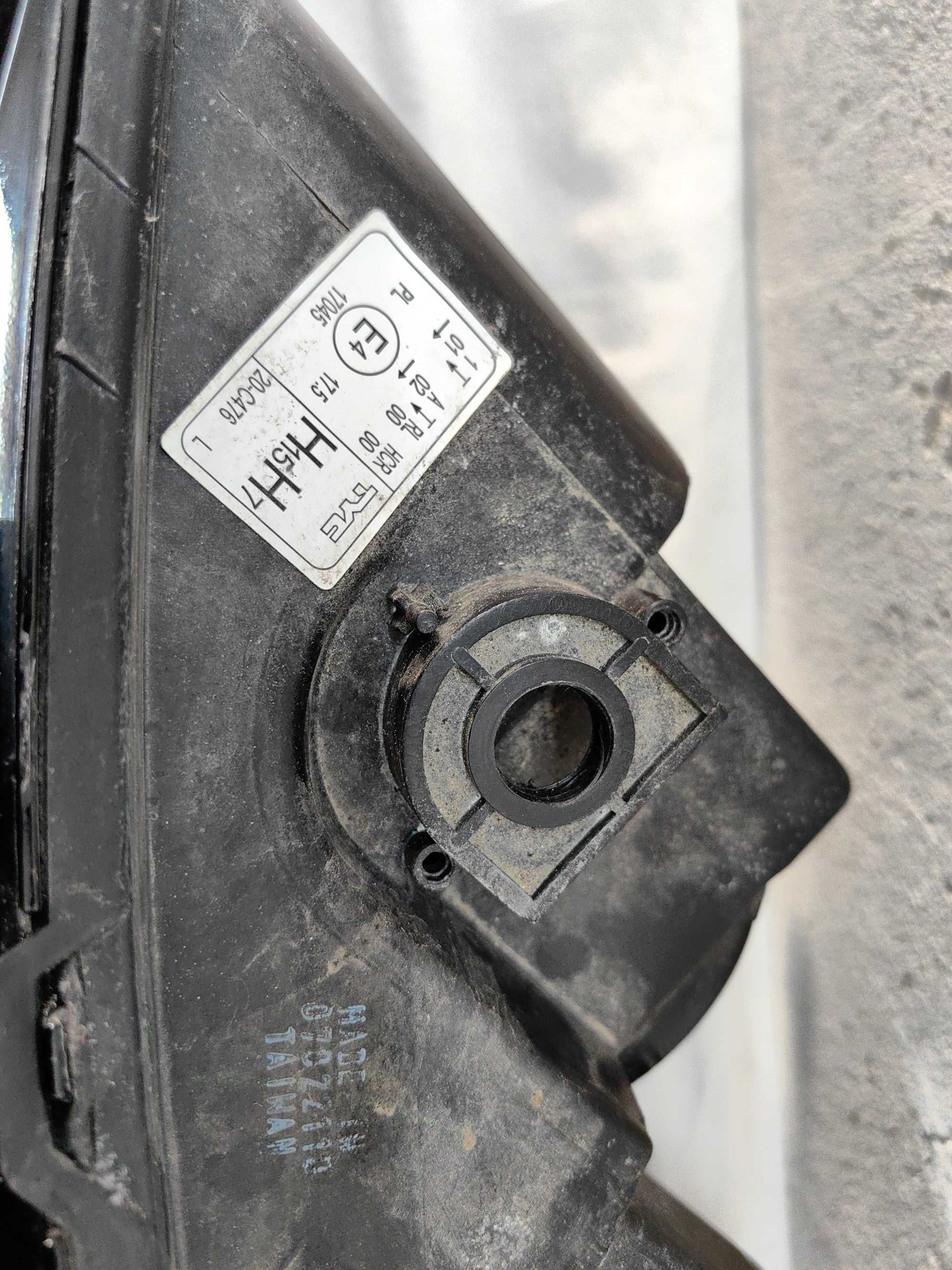 Фар за Vw Touran