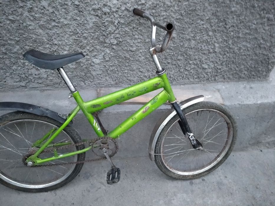 Продам детский велик в хорошем состоянии вход отличный лёгкий