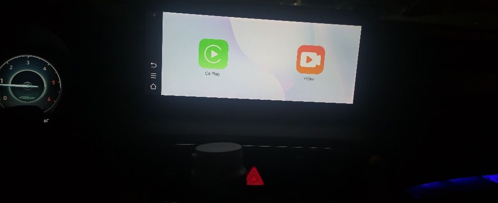 Безжичен адаптер CarPlay Android Auto