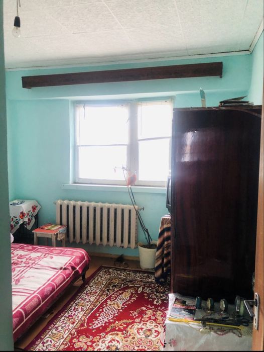 De vanzare Apartament 3 camere in Scornicesti.