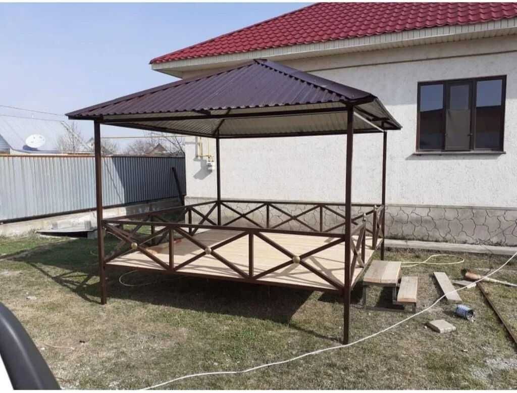 Беседка и топчан из металла