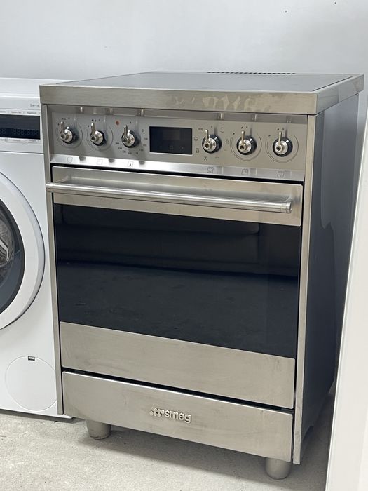 Aragaz SMEG Proffessional