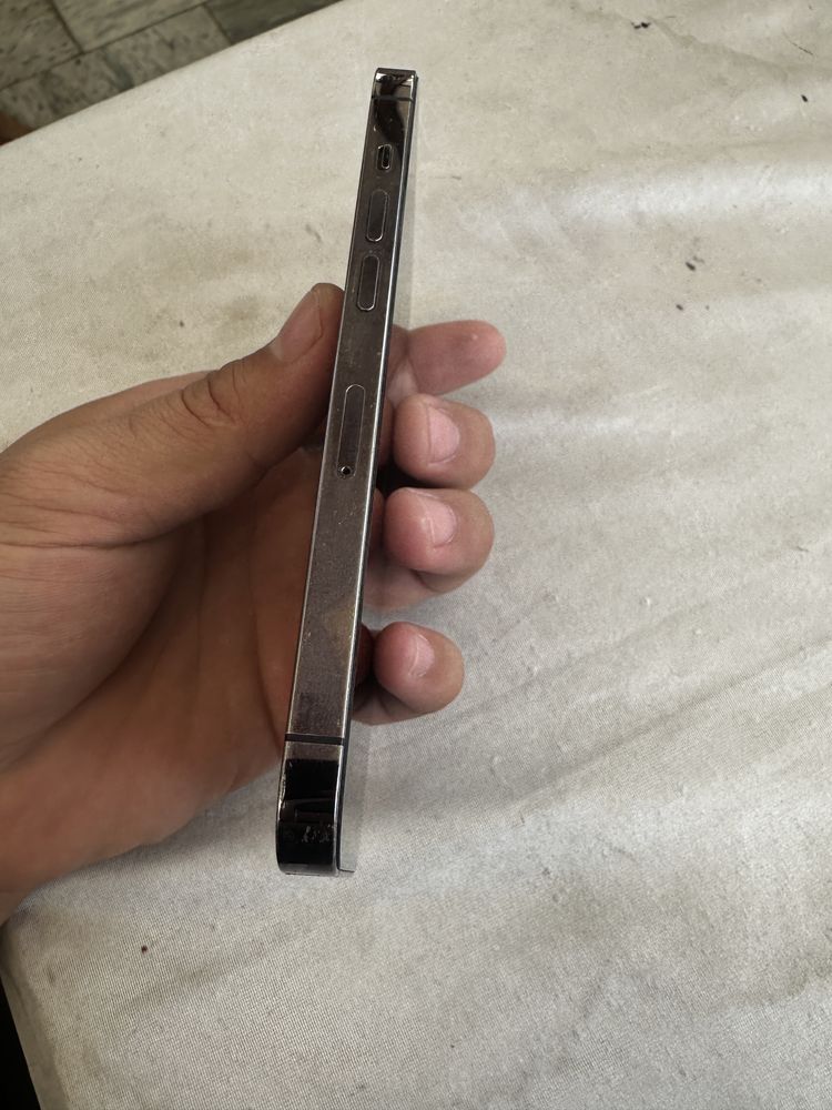 iphone 14 pro.