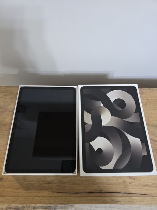 Apple IPad Air 5 2022 Baterie 100%