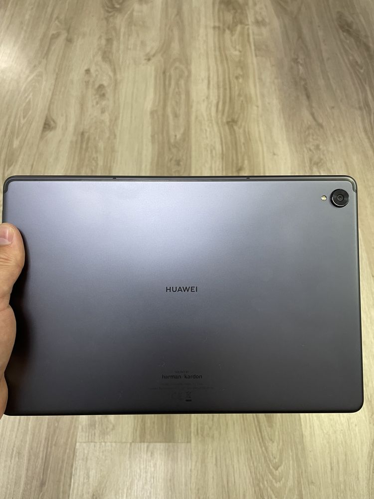 Huawei mediapad m6, 64 gb, ram 4 gb