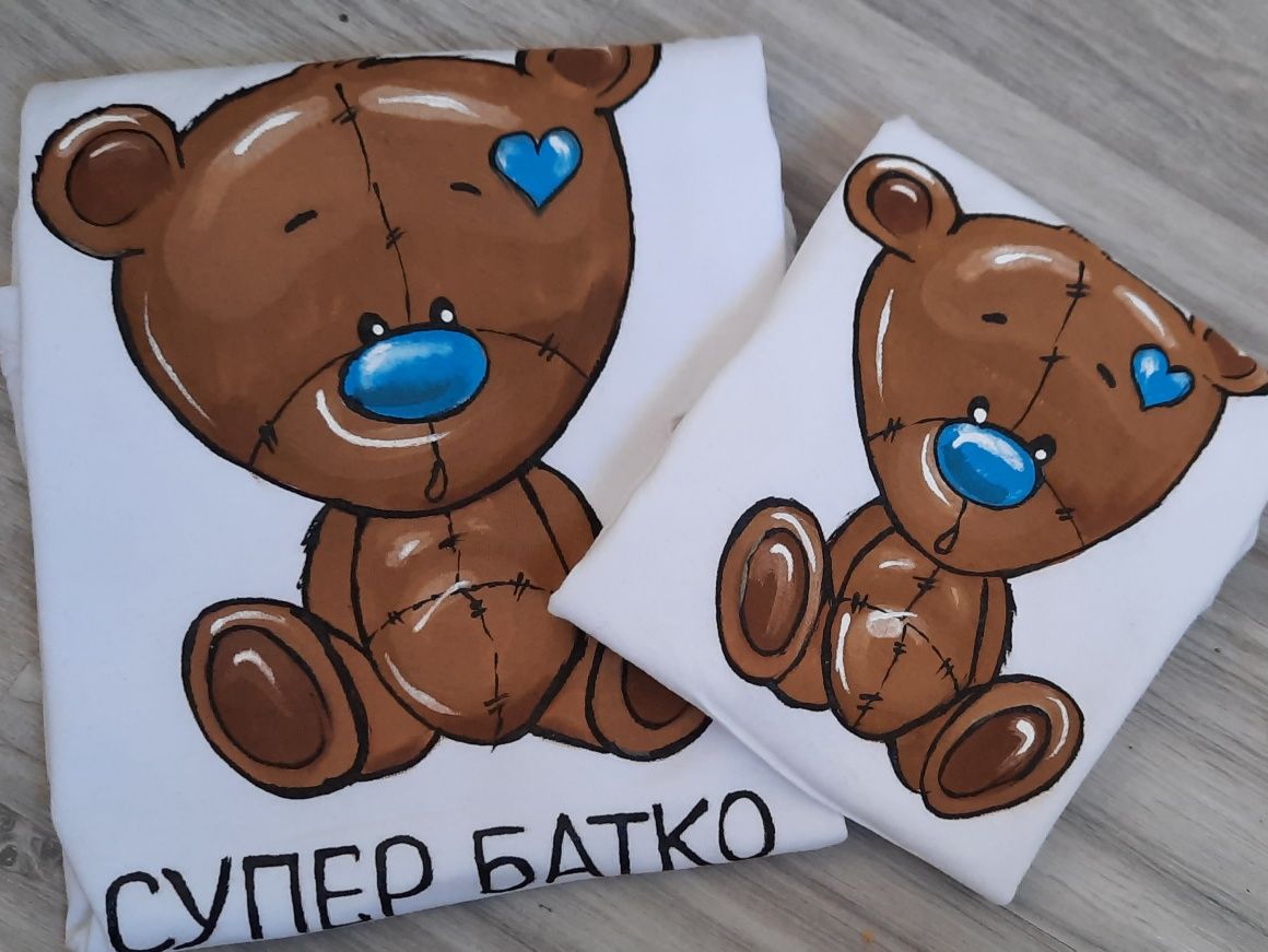 Комплекти за кръщене, моминско парти, кумове,  рисувани дрехи и чаши