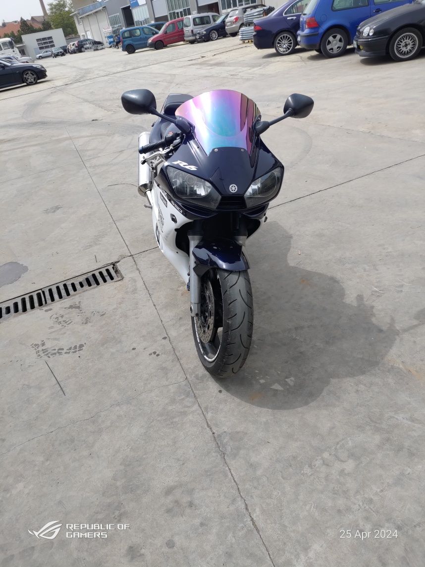 Yamaha R6 99-02  на части