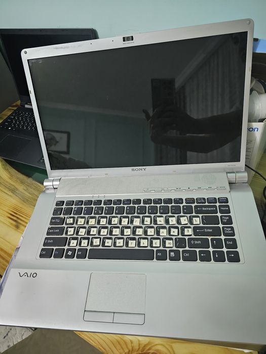 Ноутбук на запчасти