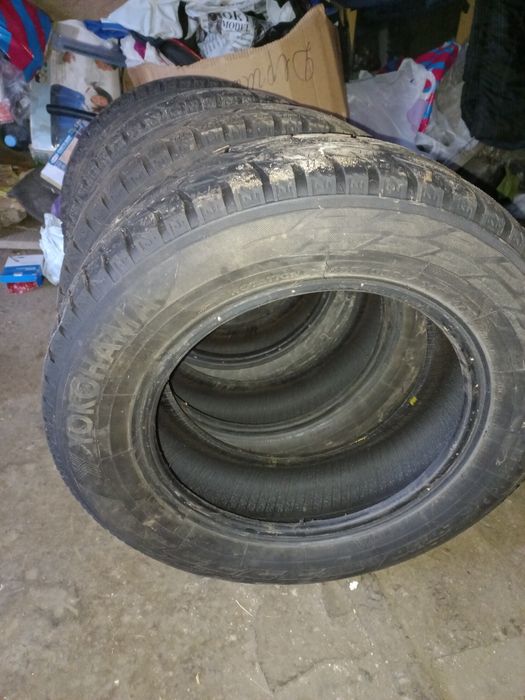 Зимние шины 185/65/14 YOKOHAMA