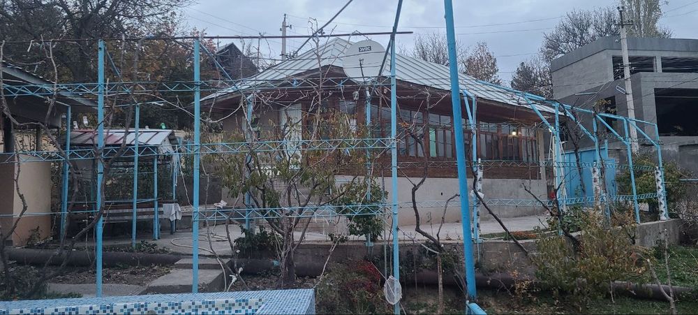 Продаю Своя дача 10 сотик на Чарваке