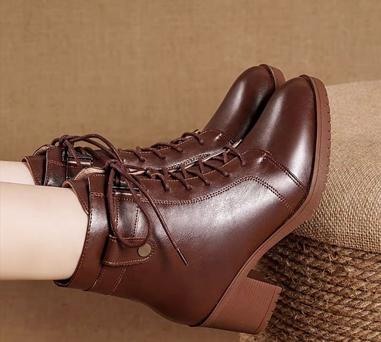 Полусапожки новые 37 размер